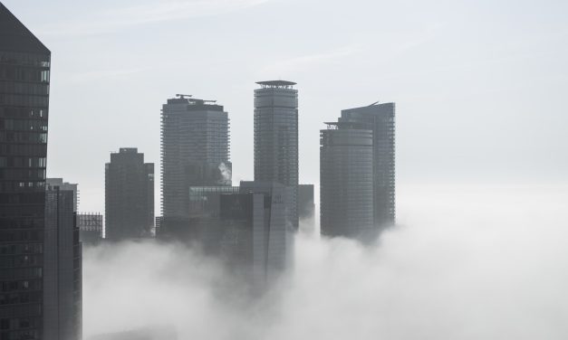 Smog w mieszkaniu – jak się go pozbyć?