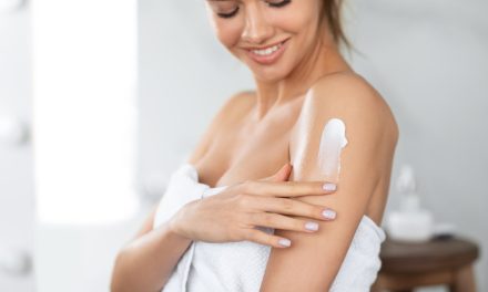 Jak dbać o suchą skórę? Poznaj skuteczne sposoby